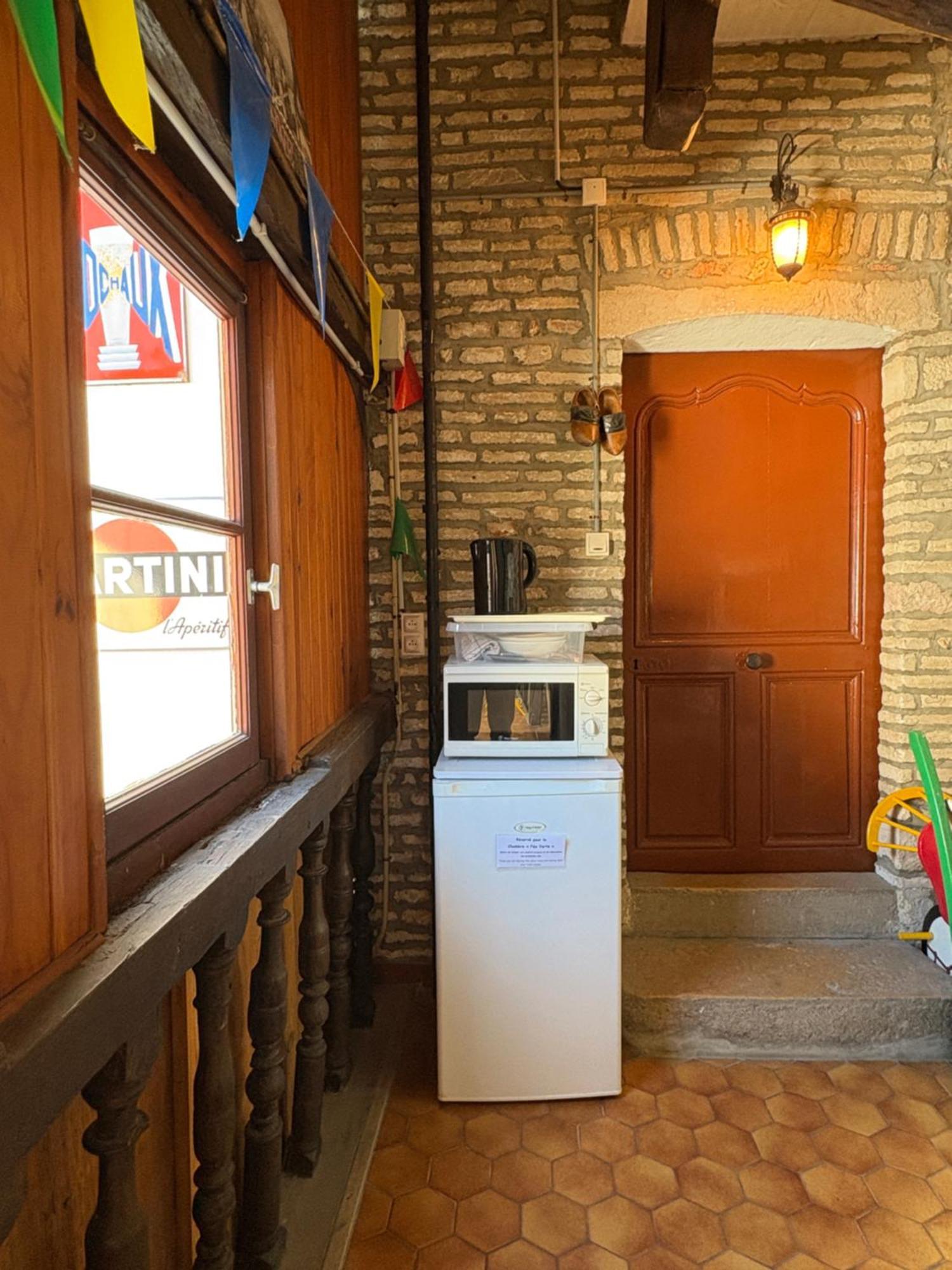 Doubs Sejour - Chambres Avec Petits Dejeuners En Suppl Verdun-sur-le-Doubs Exterior foto